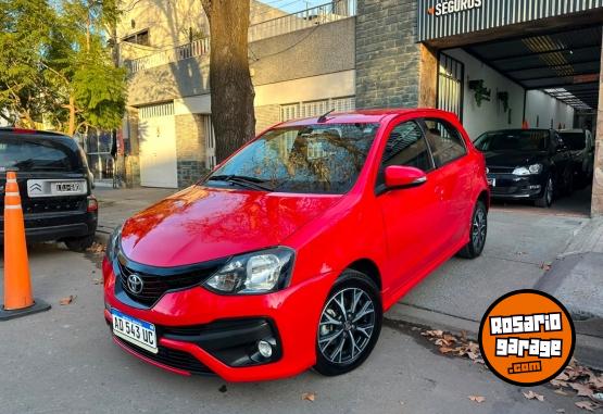 Autos - Toyota ETIOS XLS 2019 Nafta 143000Km - En Venta