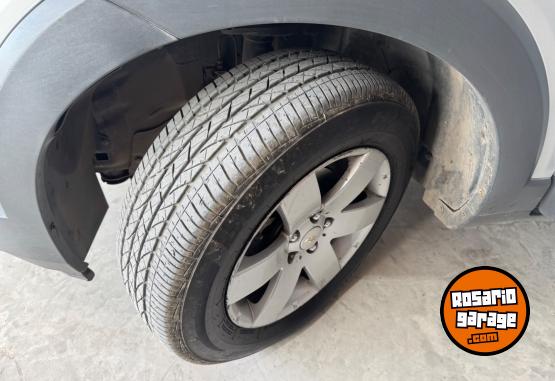Autos - Chevrolet CAPTIVA 2.4 LS 2016 Nafta 250000Km - En Venta