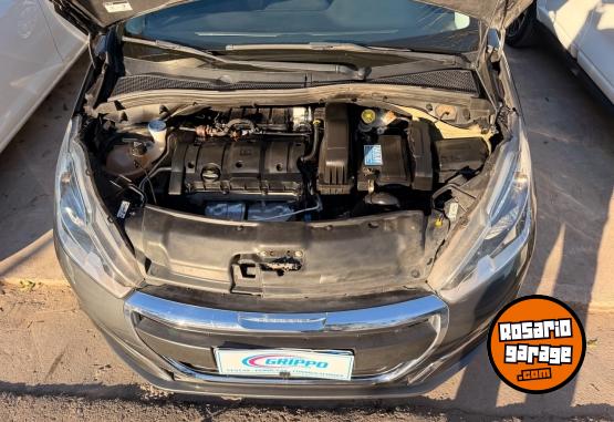 Autos - Peugeot 208 ALLURE PACK 2018 Nafta 76400Km - En Venta