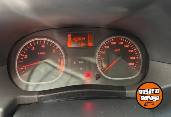 Autos - Renault DUSTER DYNAMIQUE 1.6 2015 Nafta 180000Km - En Venta