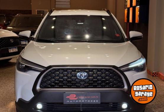 Autos - Toyota Corolla Cross SEG HEV 2022 Electrico / Hibrido 43000Km - En Venta