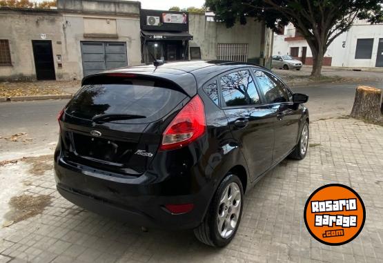 Autos - Ford Fiesta Kinetic 2013 Nafta 160000Km - En Venta