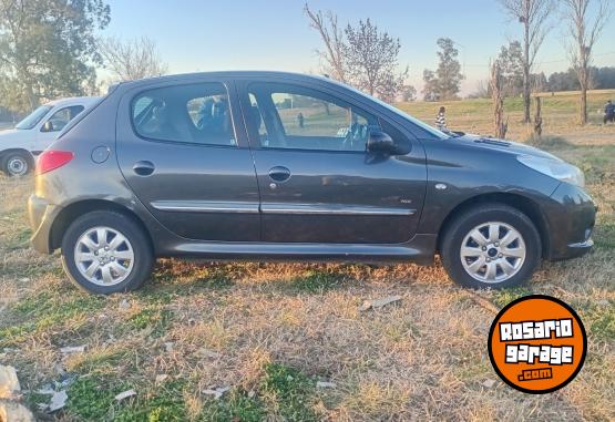 Autos - Peugeot 2013 2013 Diesel 260000Km - En Venta