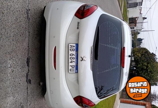 Autos - Peugeot 208 Allure 2017 Nafta 115000Km - En Venta