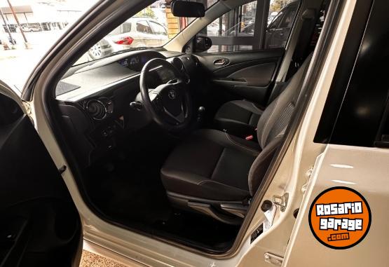 Autos - Toyota Etios 2019 Nafta 60000Km - En Venta