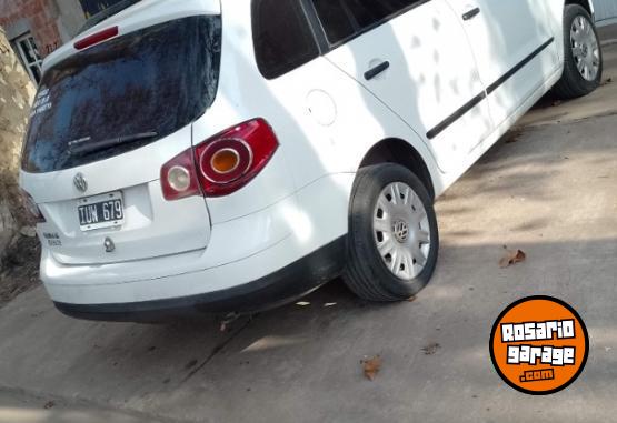Autos - Volkswagen Suran 2010 Nafta 160000Km - En Venta