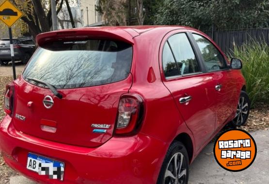 Autos - Nissan March advance media tech 2017 Nafta 95600Km - En Venta