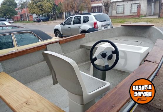 Embarcaciones - Lancha 520 Nueva sin uso - En Venta