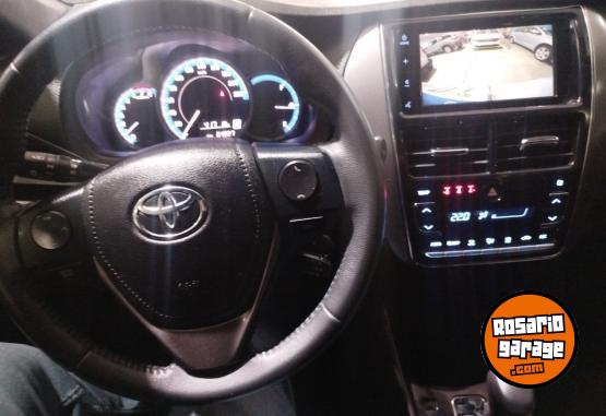 Autos - Toyota YARIS 5 P XLS CVT 2022 Nafta 64000Km - En Venta