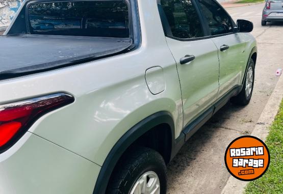 Camionetas - Fiat Fiat toro freedom 2017 Diesel 125000Km - En Venta