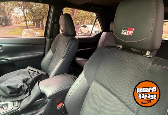 Camionetas - Toyota SW GR 2022 Diesel 130000Km - En Venta