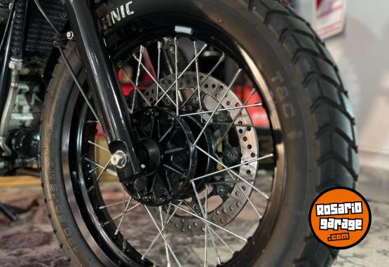 Motos - Royal Enfield Interceptor 650 2023 Nafta 21000Km - En Venta