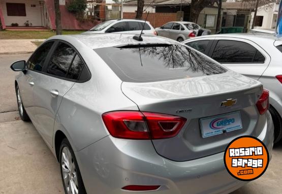 Autos - Chevrolet CRUZE LT MT 2019 Nafta 121000Km - En Venta