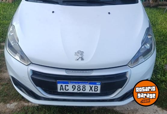 Autos - Peugeot Activé 2018 Nafta 134000Km - En Venta