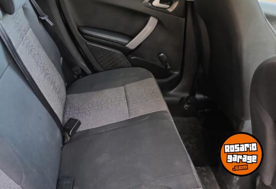 Autos - Peugeot Activé 2018 Nafta 134000Km - En Venta