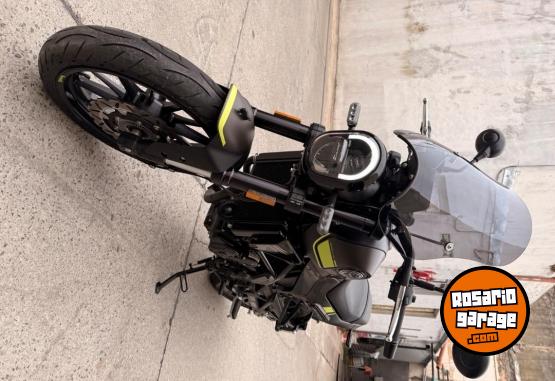 Motos - Benelli Leoncino 250 2021 Nafta 2950Km - En Venta
