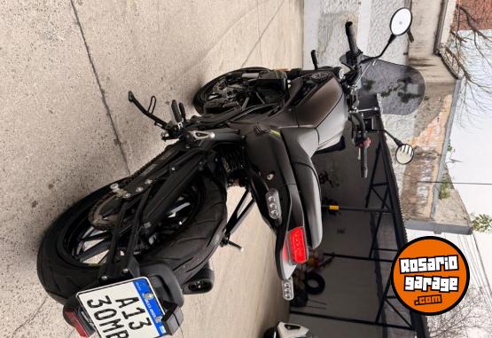 Motos - Benelli Leoncino 250 2021 Nafta 2950Km - En Venta
