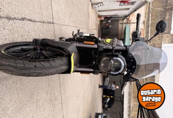 Motos - Benelli Leoncino 250 2021 Nafta 2950Km - En Venta