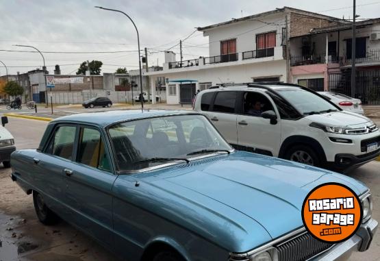 Autos - Ford Falcon 1983 Nafta 98000Km - En Venta