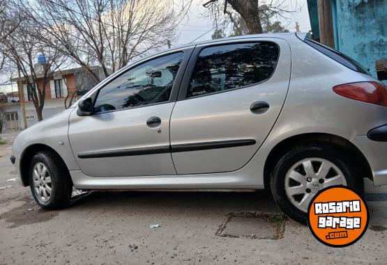 Autos - Peugeot 206 XR PREMIUM 1.6 5P SED 2006 Nafta 121000Km - En Venta