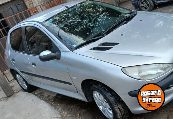Autos - Peugeot 206 XR PREMIUM 1.6 5P SED 2006 Nafta 121000Km - En Venta