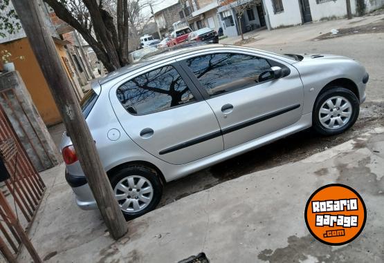 Autos - Peugeot 206 XR PREMIUM 1.6 5P SED 2006 Nafta 121000Km - En Venta