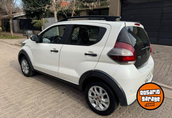 Autos - Fiat Mobi Kwid 2018 GNC 172000Km - En Venta