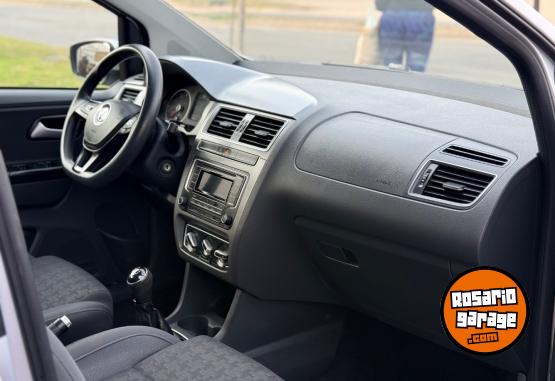 Autos - Volkswagen Suran 1.6 TRENDLINE 2017 Nafta  - En Venta