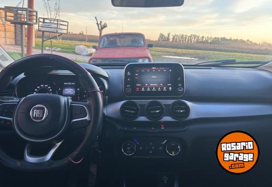Autos - Fiat Cronos drive 2021 Nafta 49000Km - En Venta