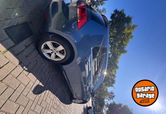 Autos - Volkswagen Golf 2015 Nafta 208000Km - En Venta