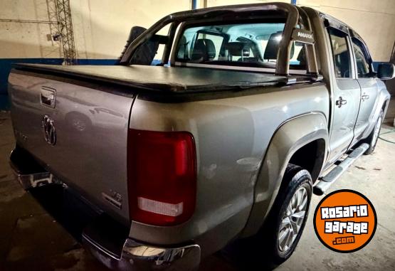 Camionetas - Volkswagen Amarok v6 confortline 2021 Diesel 200000Km - En Venta