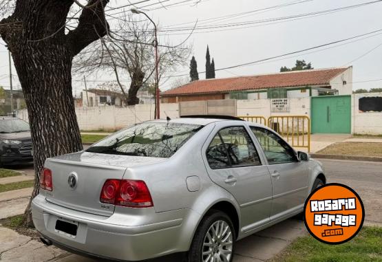 Autos - Volkswagen Bora 2009 Nafta 110000Km - En Venta