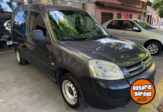 Utilitarios - Citroen Berlingo hdi 2011 Diesel  - En Venta