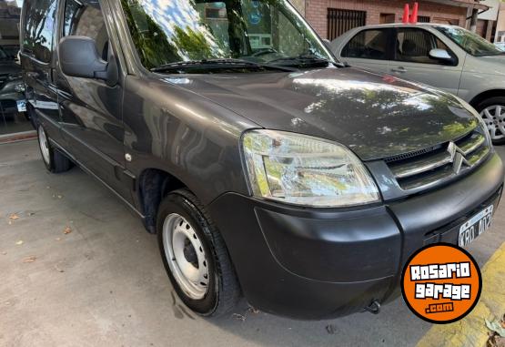 Utilitarios - Citroen Berlingo hdi 2011 Diesel  - En Venta