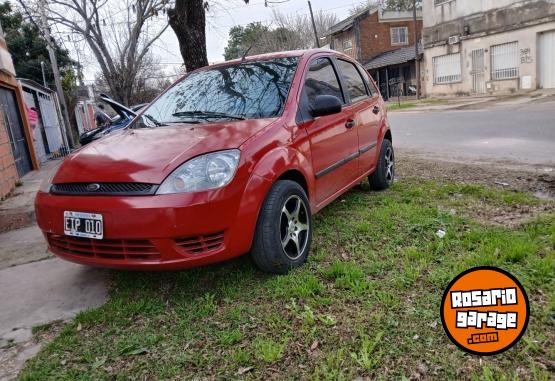 Autos - Ford Fiesta 2004 GNC 219000Km - En Venta