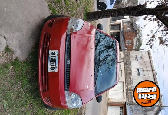 Autos - Ford Fiesta 2004 GNC 219000Km - En Venta