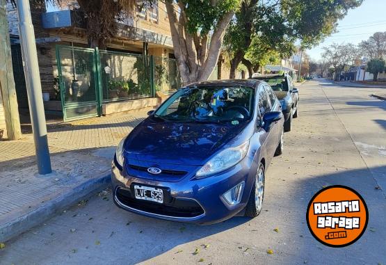 Autos - Ford Fiesta kinetic design 2012 Nafta 167000Km - En Venta