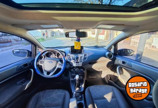 Autos - Ford Fiesta kinetic design 2012 Nafta 167000Km - En Venta