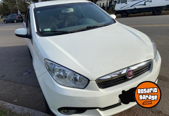 Autos - Fiat Grand Siena 2015 Nafta 44000Km - En Venta