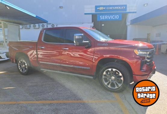 Camionetas - Chevrolet SILVERADO HIGH COUNTRY 2025 Nafta 17000Km - En Venta