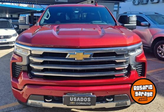 Camionetas - Chevrolet SILVERADO HIGH COUNTRY 2025 Nafta 17000Km - En Venta