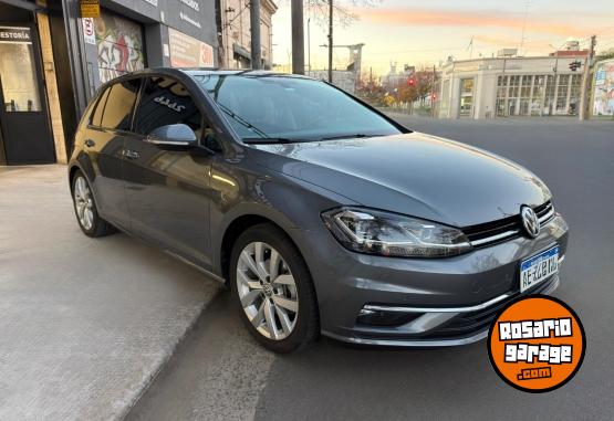 Autos - Volkswagen Golf Highline 2020 Nafta 50000Km - En Venta