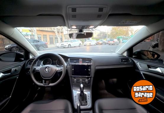 Autos - Volkswagen Golf Highline 2020 Nafta 50000Km - En Venta