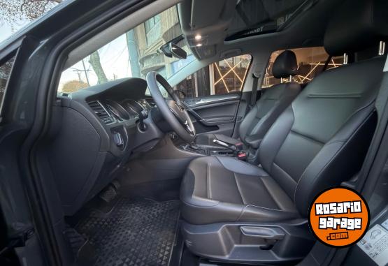 Autos - Volkswagen Golf Highline 2020 Nafta 50000Km - En Venta