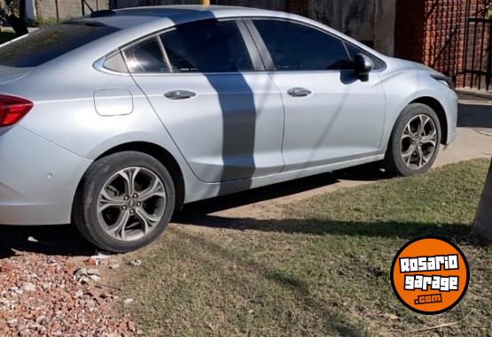 Autos - Chevrolet Cruze Premier 2023 Nafta 97000Km - En Venta