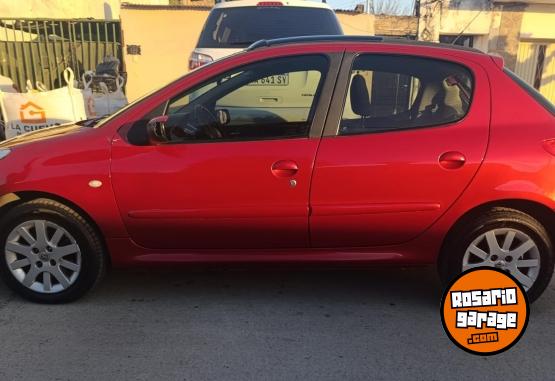 Autos - Peugeot 207 2009 Nafta 155000Km - En Venta