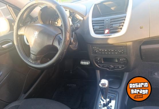Autos - Peugeot 207 2009 Nafta 155000Km - En Venta