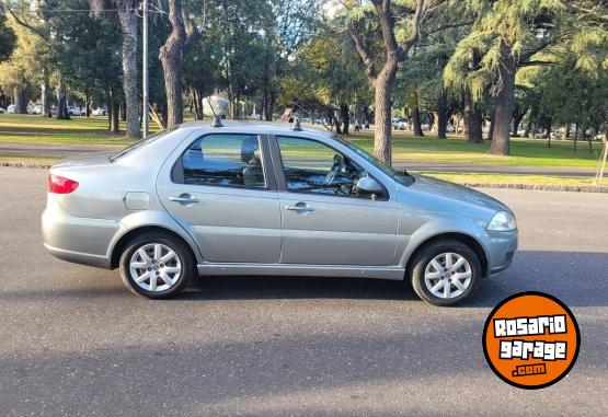 Autos - Fiat SIENA EL 2016 GNC 174000Km - En Venta