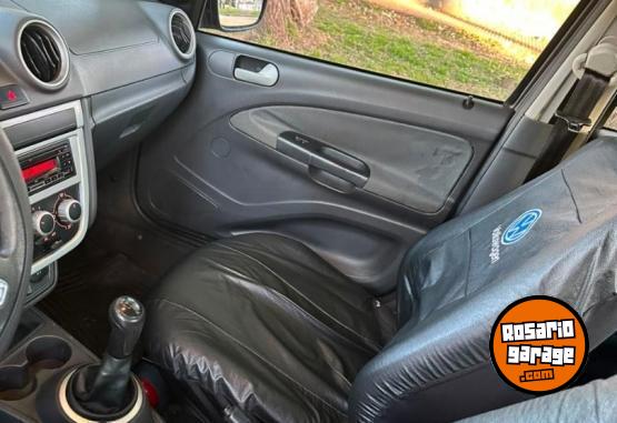 Autos - Volkswagen Gol Trend 2011 Nafta 185000Km - En Venta