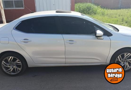 Autos - Citroen C4 lounge 2015 GNC 150000Km - En Venta
